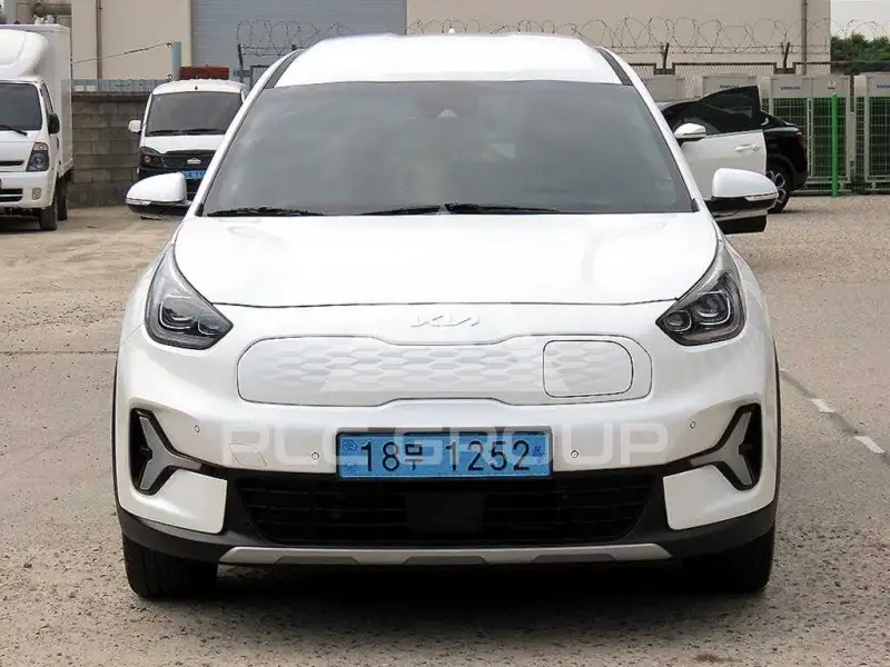 2024 KIA Niro
