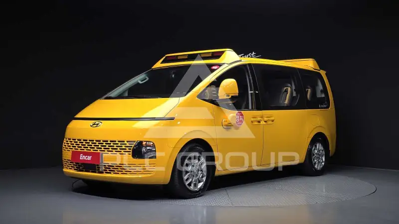 2024 Hyundai Staria