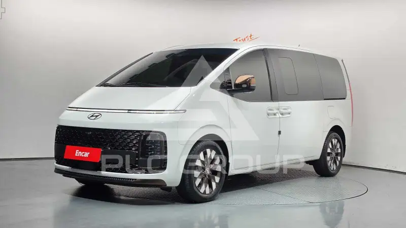 2024 Hyundai Staria