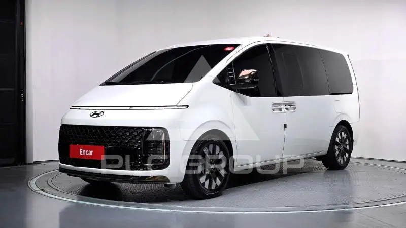 2024 Hyundai Staria
