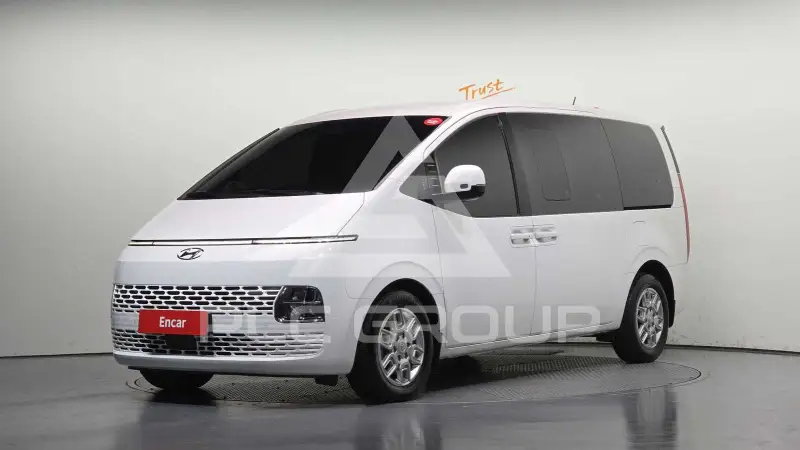 2024 Hyundai Staria