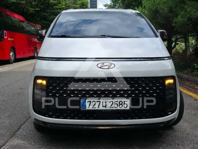 2024 Hyundai Staria