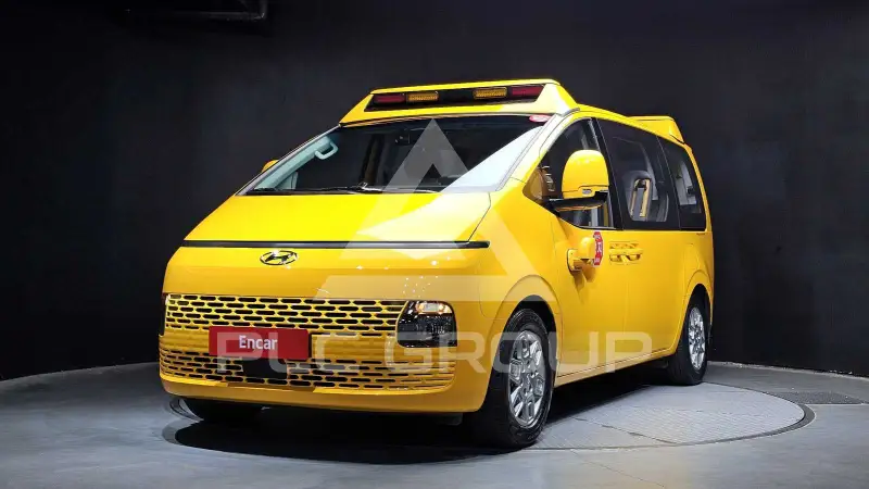 2024 Hyundai Staria