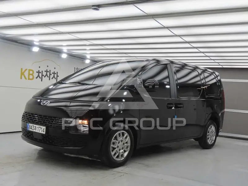 2024 Hyundai Staria