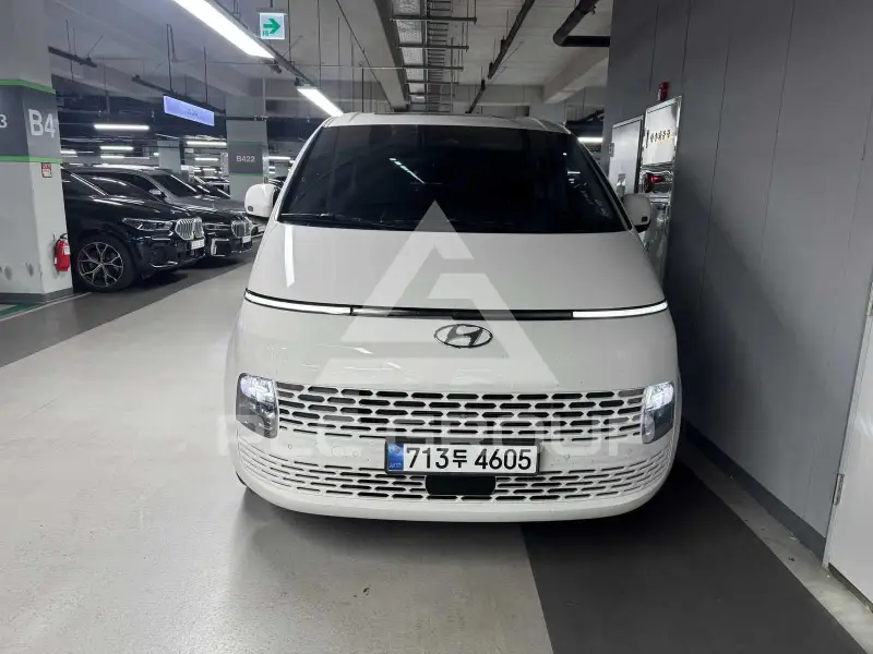2024 Hyundai Staria