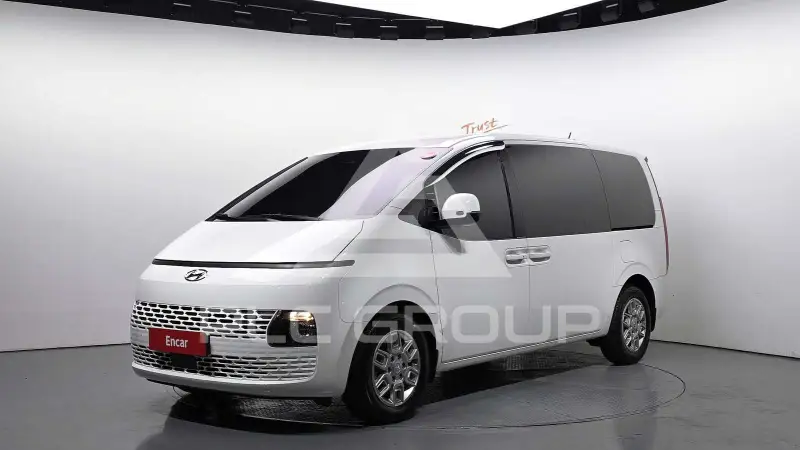 2024 Hyundai Staria