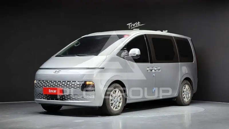 2024 Hyundai Staria