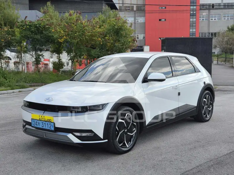 2024 Hyundai Ioniq
