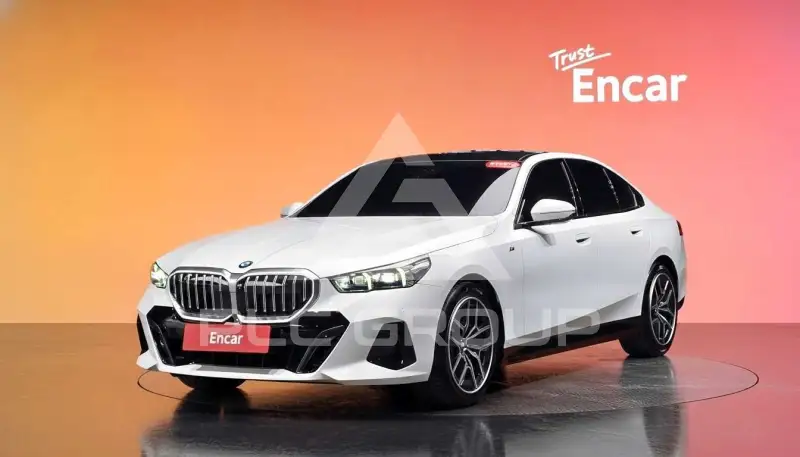 2025 BMW 520M