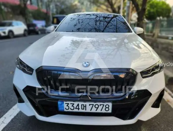 2025 BMW 520M