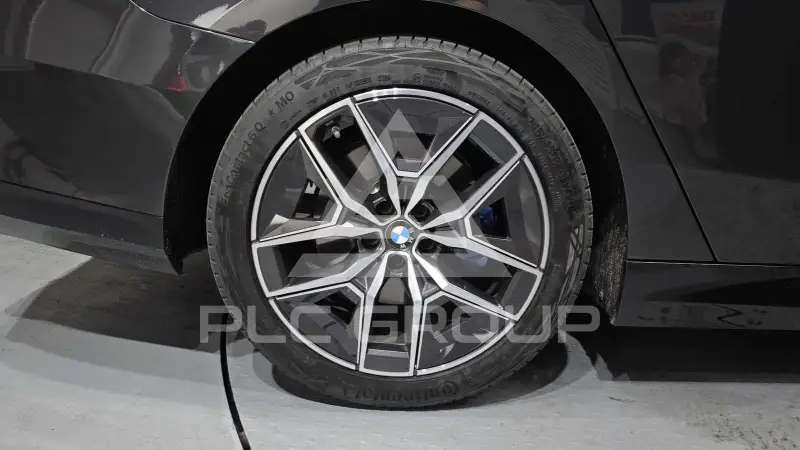 2025 BMW 520M