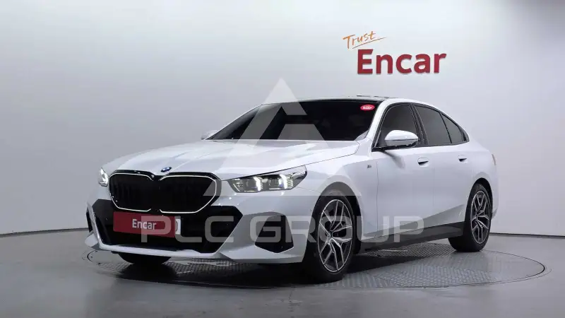 2025 BMW 520M