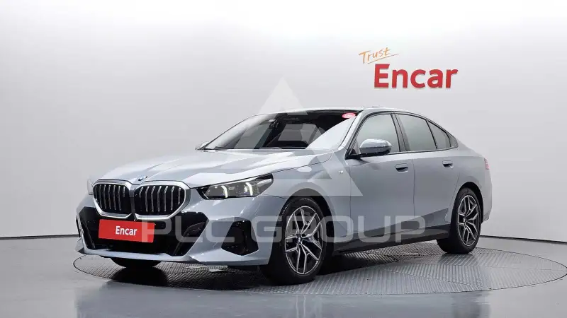 2025 BMW 520M