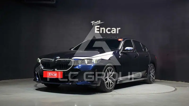 2025 BMW 520M
