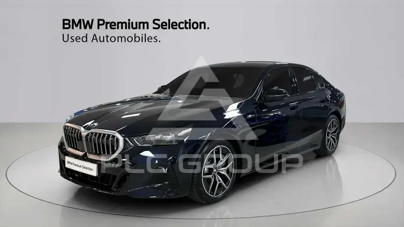 2025 BMW 520M