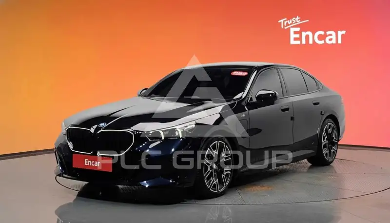 2025 BMW 530M