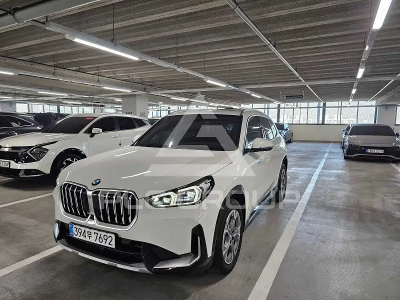 2025 BMW X1