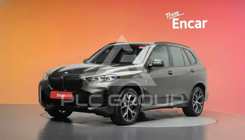2025 BMW X5M