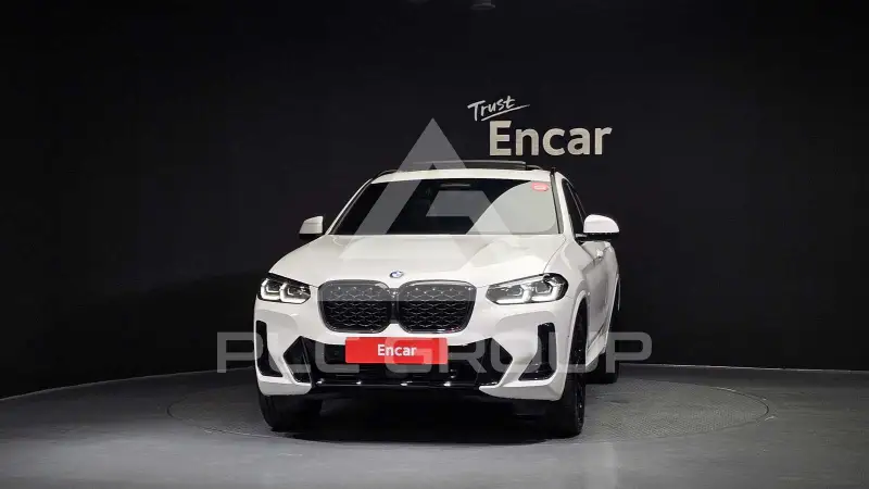 2025 BMW X4