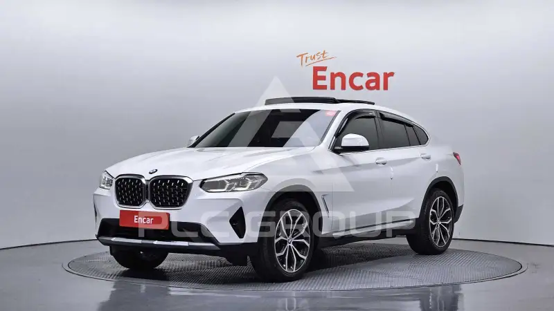 2025 BMW X4