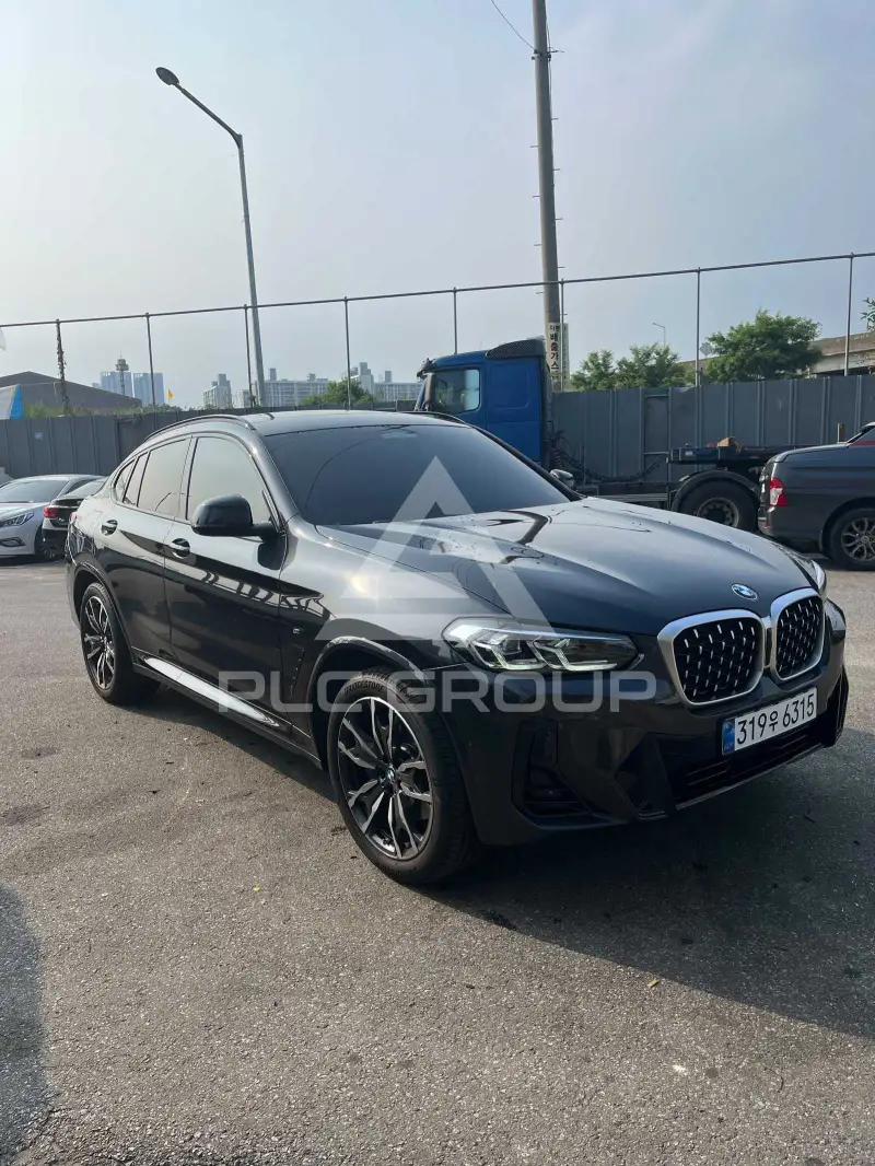 2025 BMW X4M