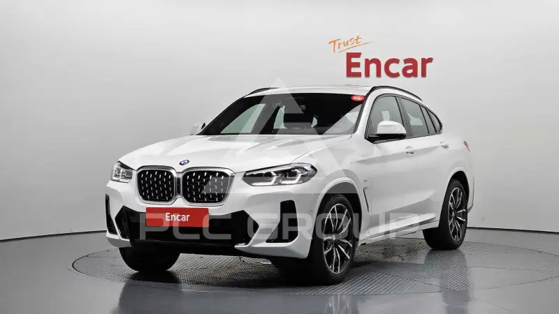 2025 BMW X4