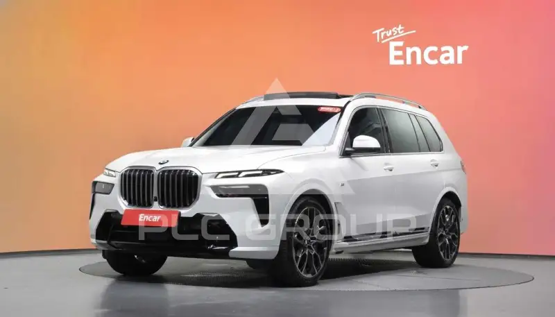2025 BMW X7M