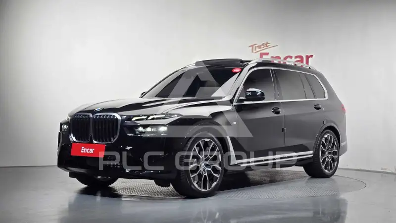 2025 BMW X7M
