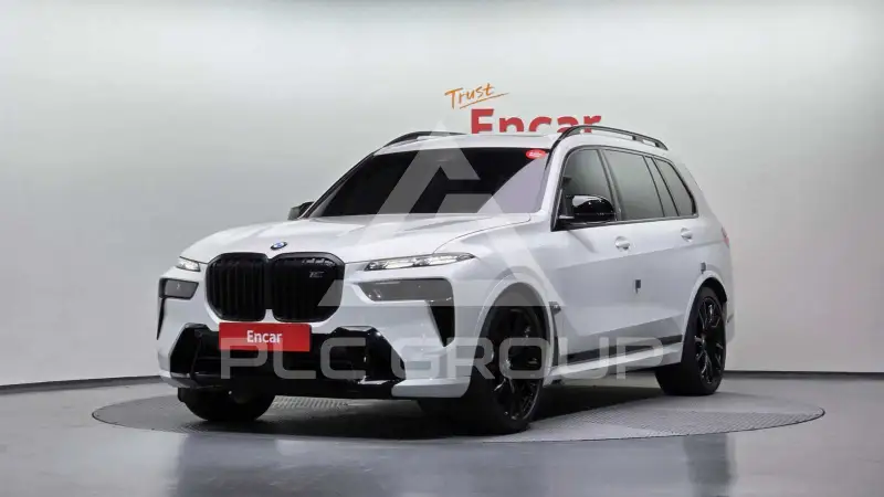 2025 BMW X7M