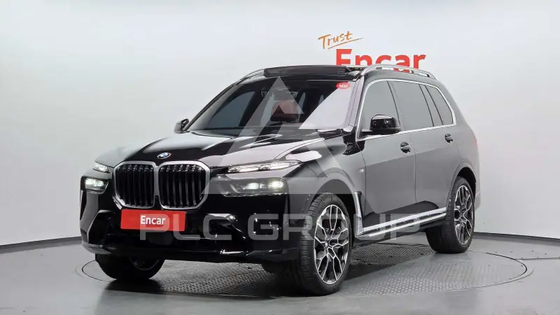 2025 BMW X7M