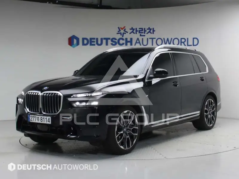 2025 BMW X7M