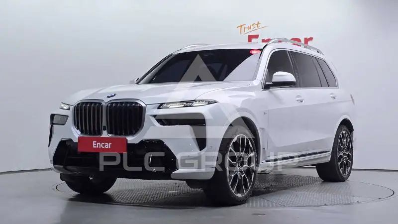 2025 BMW X7M
