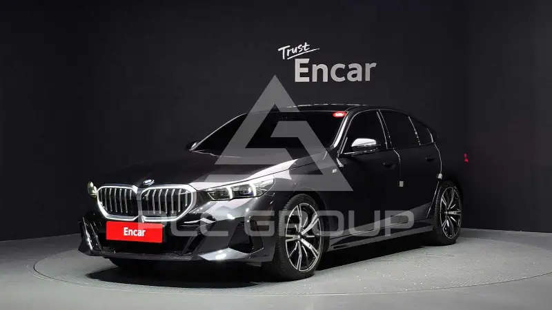 2025 BMW 530M
