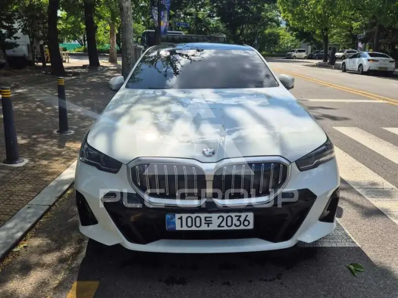 2025 BMW 520M