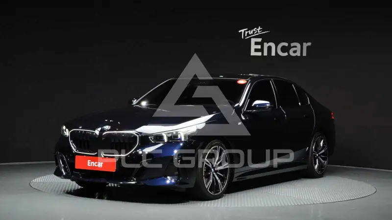 2025 BMW 530M