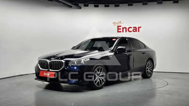 2025 BMW 520M