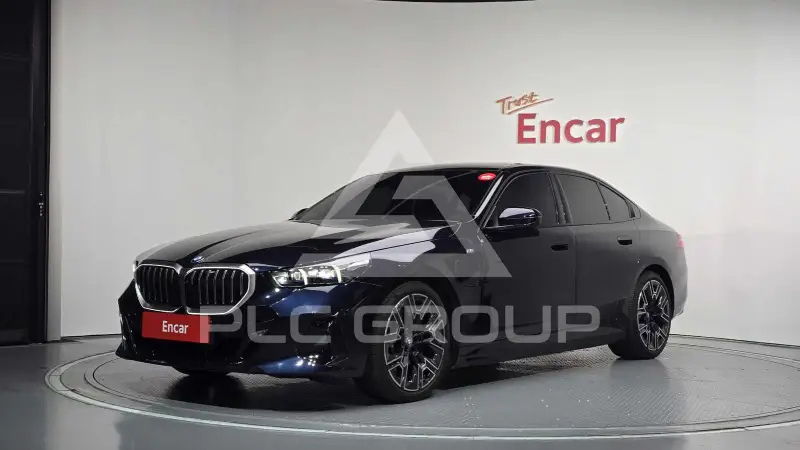 2025 BMW 530M