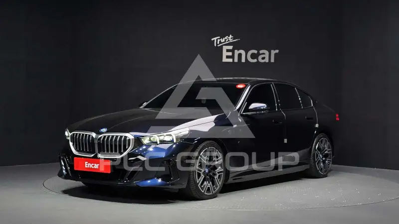 2025 BMW 530M