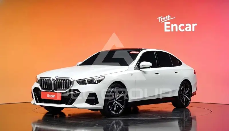 2025 BMW 530M