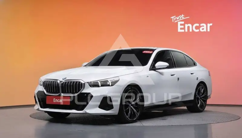 2025 BMW 530M