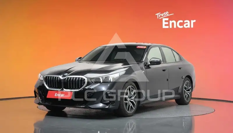 2025 BMW 520M