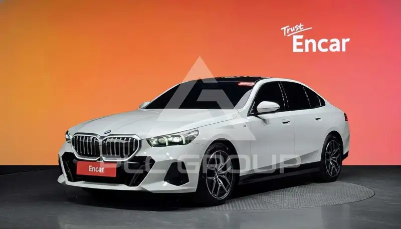 2025 BMW 520M