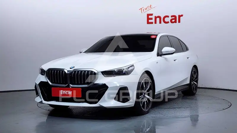 2025 BMW 530M