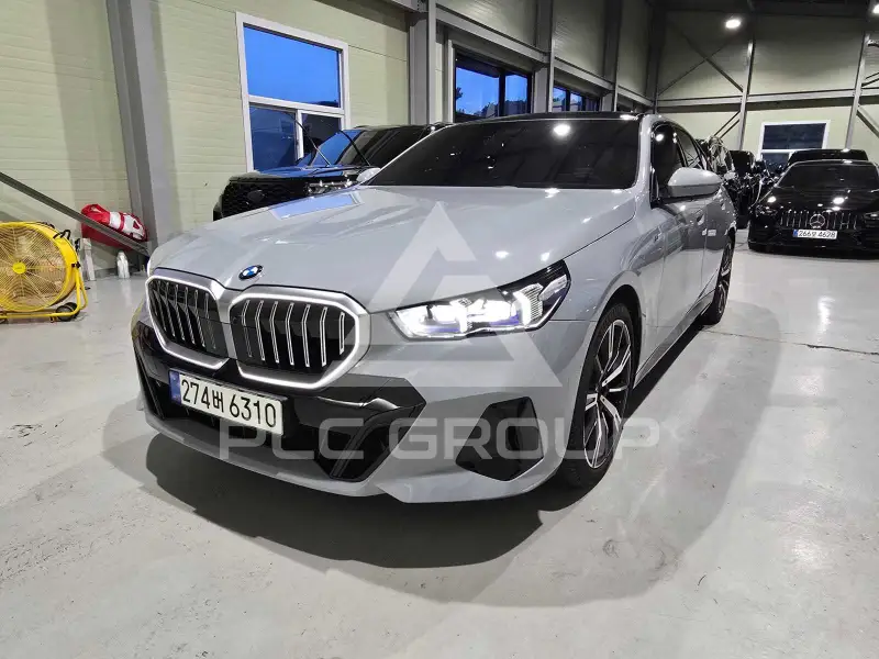 2025 BMW 530M