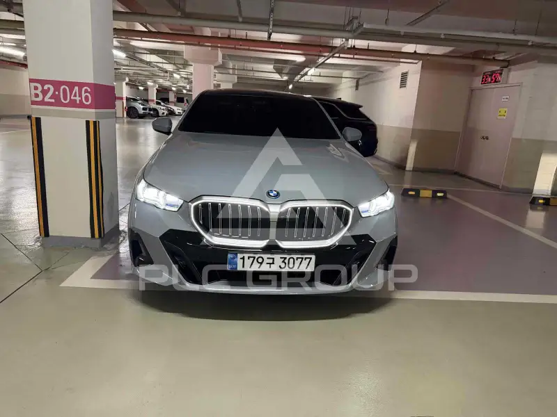 2025 BMW 530M