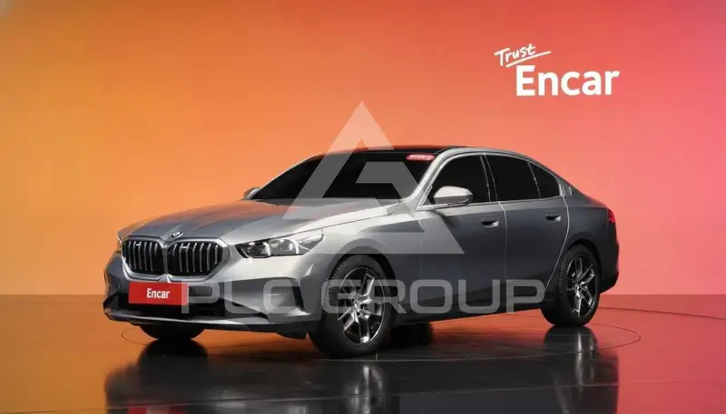 2025 BMW 520