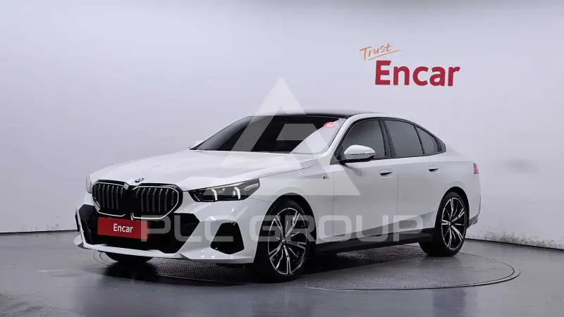 2025 BMW 530M