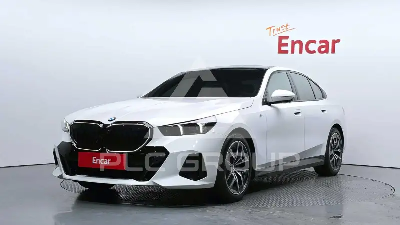 2025 BMW 535