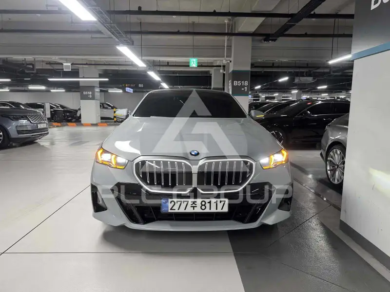 2025 BMW 520M