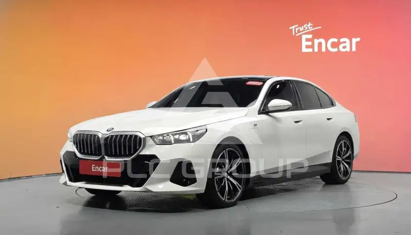 2025 BMW 530M